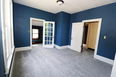605 E Mulberry St, Bloomington, IL 61701 photo 21