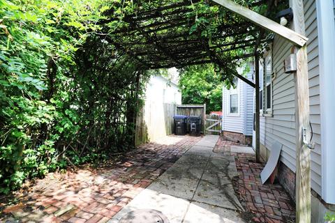 605 E Mulberry St, Bloomington, IL 61701 photo 10