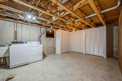 1105 Oakview Dr, Wheaton, IL 60187 photo 16