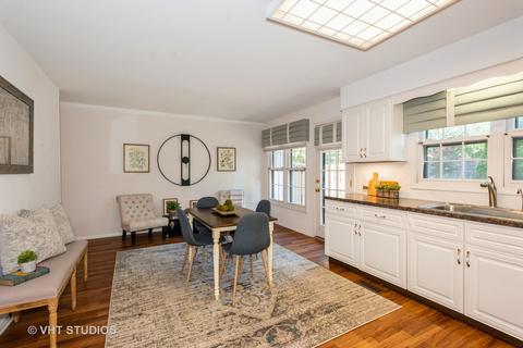 1105 Oakview Dr, Wheaton, IL 60187 photo 7