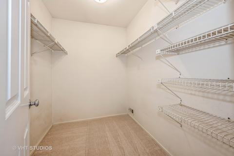 1105 Oakview Dr, Wheaton, IL 60187 photo 13