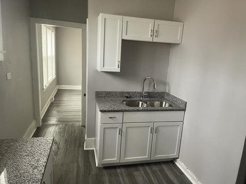 2008 W 68th Pl, Chicago, IL 60636 photo 6