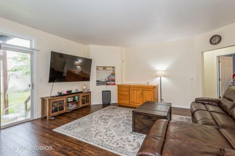 2128 Glacier Ct, Algonquin, IL 60102 photo 8