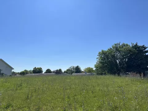 460 Johnson St, Marengo, IL 60152