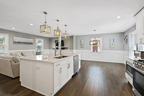 1610 Elm St, Wheaton, IL 60189 photo 5