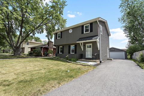 1610 Elm St, Wheaton, IL 60189 photo 2