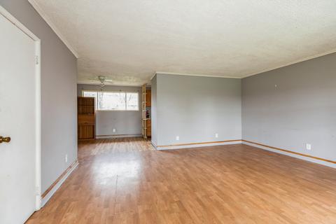 16616 Sawyer Ave, Markham, IL 60428 photo 2
