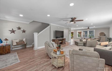 1079 Pattee Ave, Elburn, IL 60119 photo 7