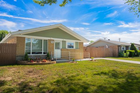7113 Stanford Dr, Bridgeview, IL 60455 photo 2