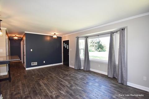 231 E Reader St, Elburn, IL 60119 photo 8