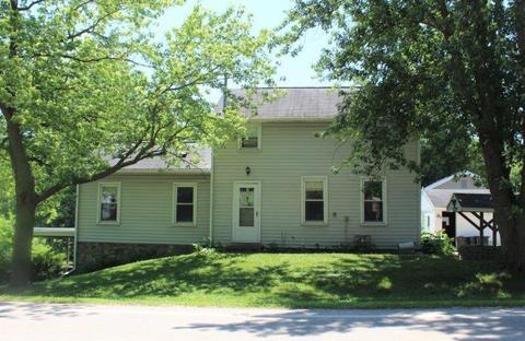 13789 Garden Plain Rd, Morrison, IL 61270 photo 1