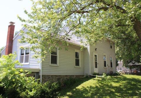 13789 Garden Plain Rd, Morrison, IL 61270 photo 2