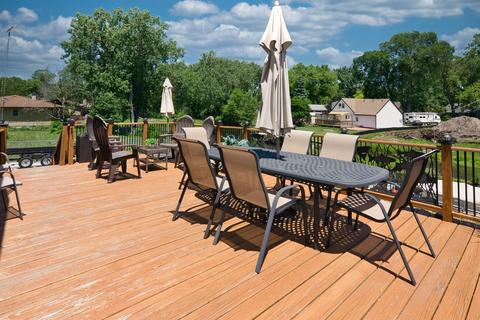 1318 N Millstream Dr, Mchenry, IL 60050 photo 18