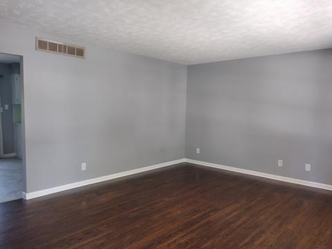 702 Angela Dr, Normal, IL 61761 photo 5