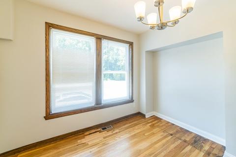 1300 E 72 St, Chicago, IL 60619 photo 4