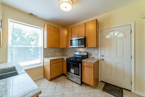 1300 E 72 St, Chicago, IL 60619 photo 40