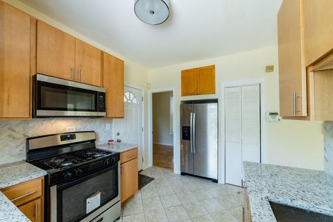 1300 E 72 St, Chicago, IL 60619 photo 42