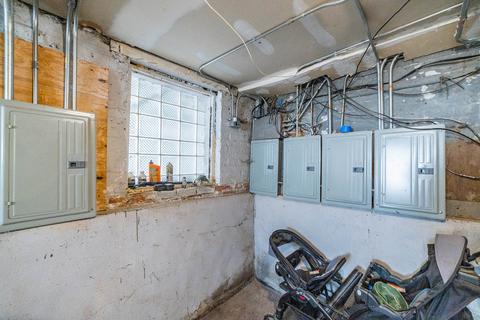 1300 E 72 St, Chicago, IL 60619 photo 46