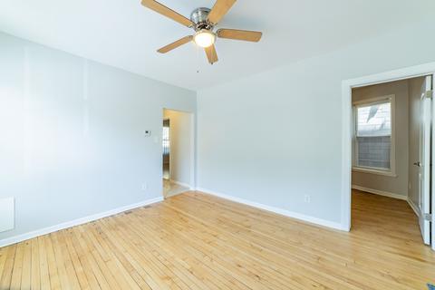 1300 E 72 St, Chicago, IL 60619 photo 24