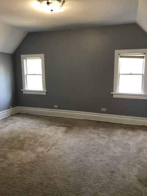 552 Raymond St, Elgin, IL 60120 photo 8
