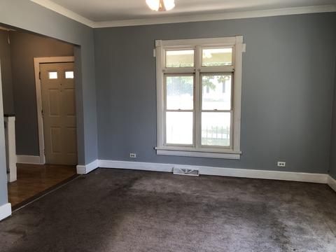 552 Raymond St, Elgin, IL 60120 photo 5