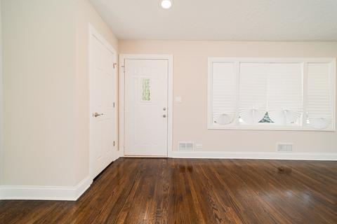 3115 Peoria St, Steger, IL 60475 photo 4