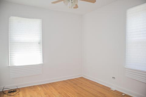 559 E 106th St, Chicago, IL 60628 photo 9