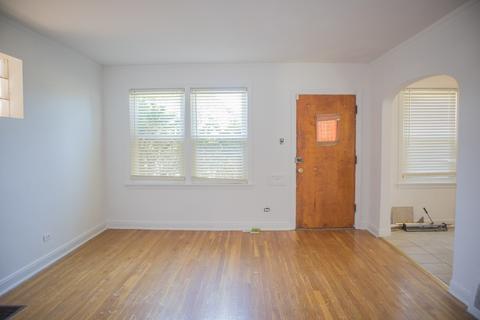 559 E 106th St, Chicago, IL 60628 photo 3