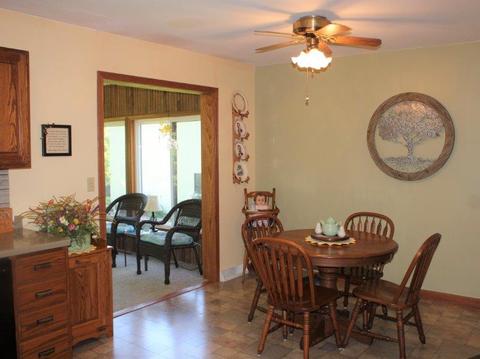 13964 Michael Ct, Morrison, IL 61270 photo 9