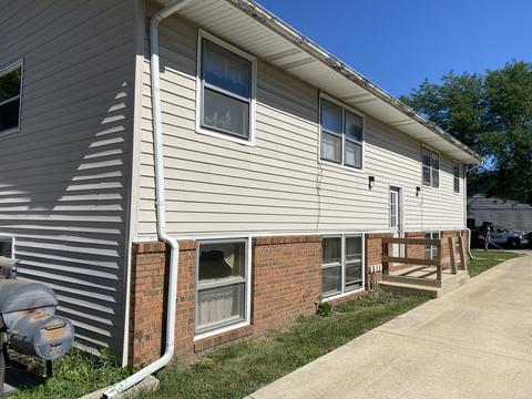 1505 Ensign Dr, Normal, IL 61761 photo 2