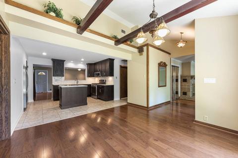 28 Oakwood Dr, Kankakee, IL 60901 photo 7