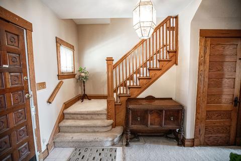 528 Thomas Ave, Forest Park, IL 60130 photo 13