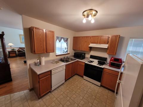 2155 Carpenter Ave, Plainfield, IL 60586 photo 4