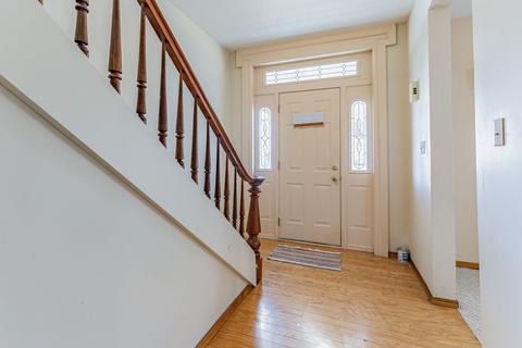 406 E Walnut St, Tolono, IL 61880 photo 3