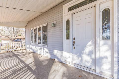 406 E Walnut St, Tolono, IL 61880 photo 2