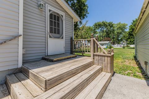 406 E Walnut St, Tolono, IL 61880 photo 27