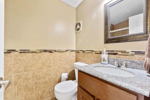 2019 Pine St #D, Des Plaines, IL 60018 photo 17
