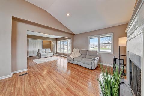 415 Northview Ln, Hoffman Estates, IL 60169 photo 16