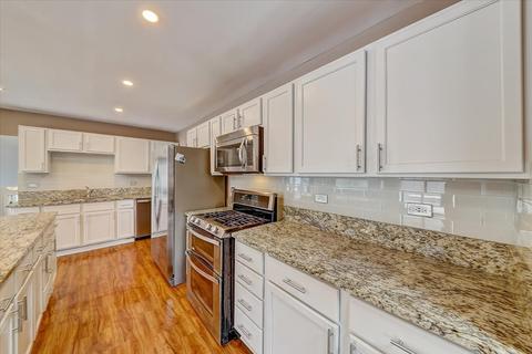 415 Northview Ln, Hoffman Estates, IL 60169 photo 5