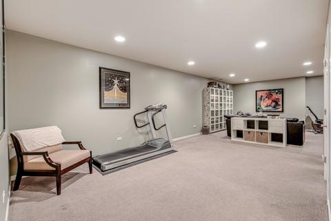 4237 Linden Tree Ln, Glenview, IL 60026 photo 22