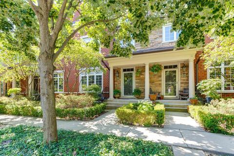 4237 Linden Tree Ln, Glenview, IL 60026 photo 1
