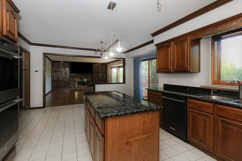1350 Braewood Dr, Algonquin, IL 60102 photo 12