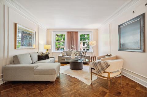 73 Elm St #2A, Chicago, IL 60611 photo 5
