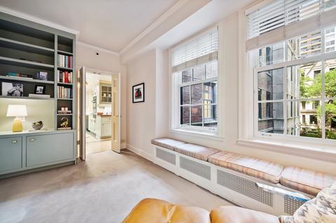 73 Elm St #2A, Chicago, IL 60611 photo 17