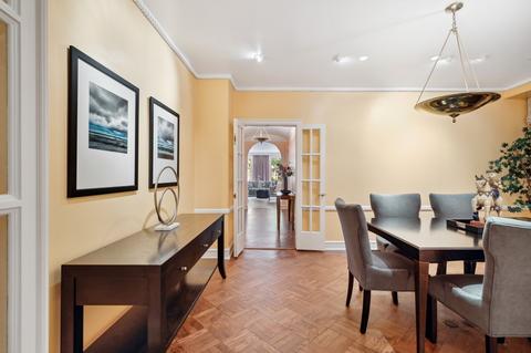 73 Elm St #2A, Chicago, IL 60611 photo 9