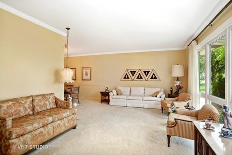 245 Crescent Dr, Glenview, IL 60025 photo 2