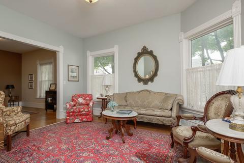 301 W Union Ave, Wheaton, IL 60187 photo 5