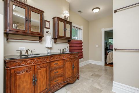 301 W Union Ave, Wheaton, IL 60187 photo 19