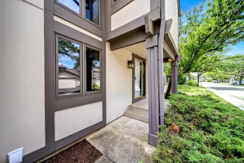 2491 Yarrow Ln, Rolling Meadows, IL 60008 photo 3