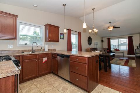 1 Misty Ln, Bloomington, IL 61705 photo 9